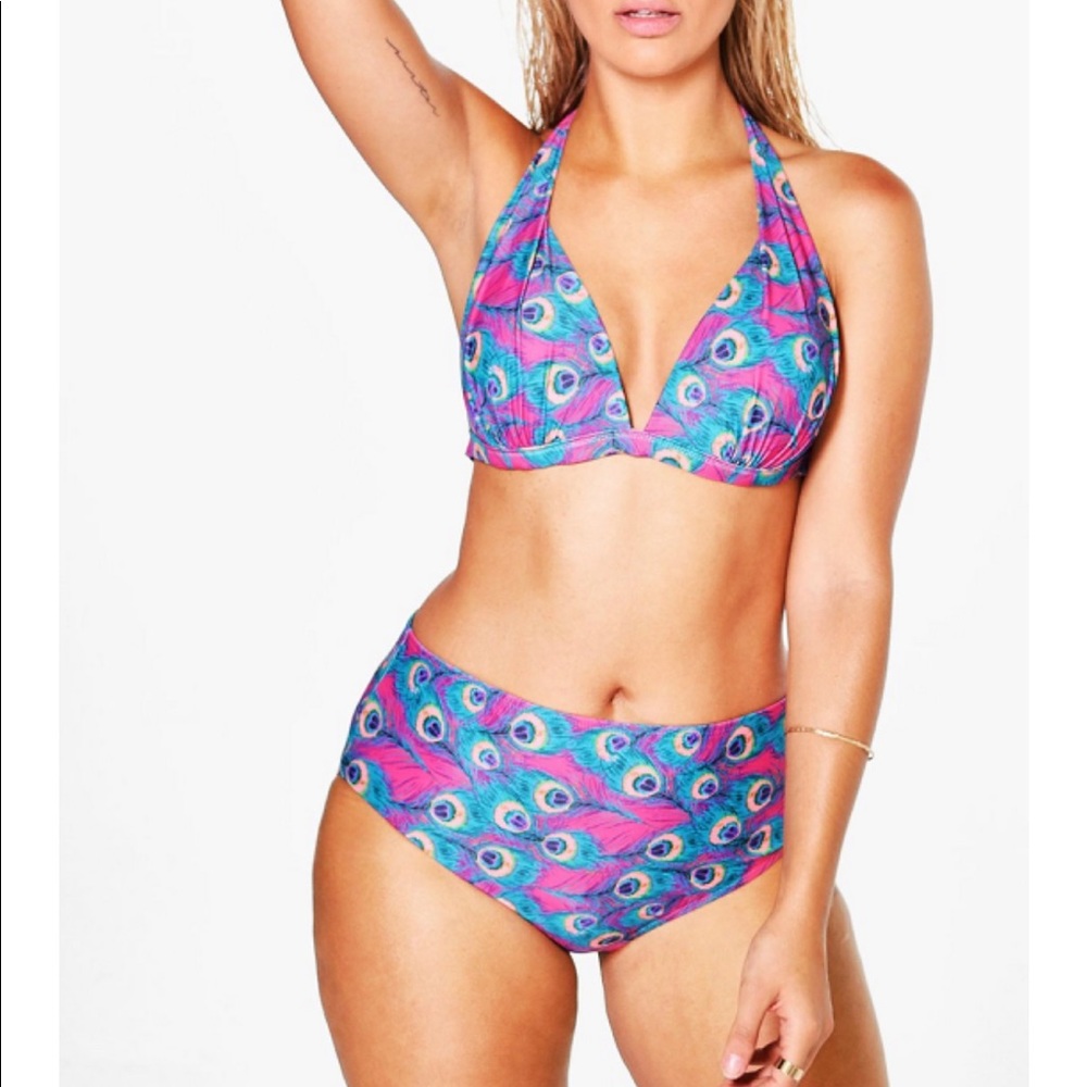 NWT Boohoo Plus Amanda Peacock Print Bikini